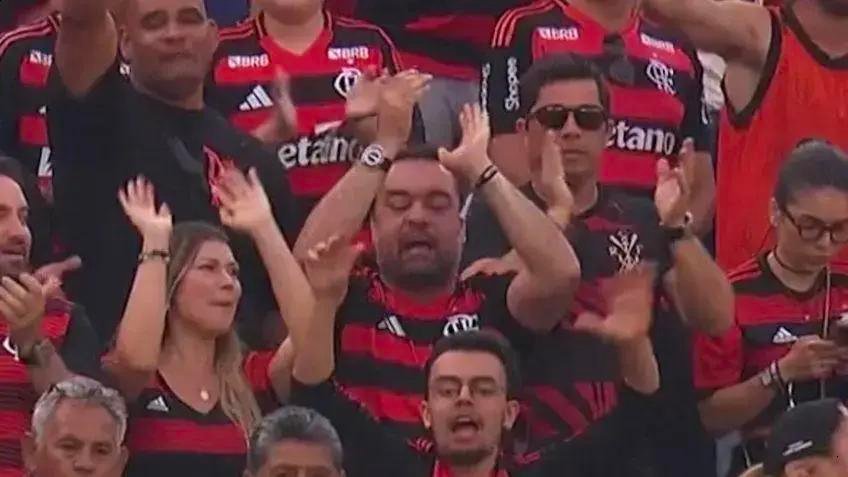 Cláudio Castro celebra vitória do Flamengo na Libertadores em Lima