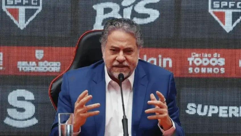 Conselheiros do São Paulo iniciam coleta de assinaturas por impeachment de Casares