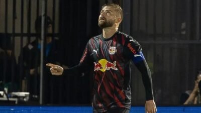 Corinthians perde para o Bragantino em partida cheia de emoções