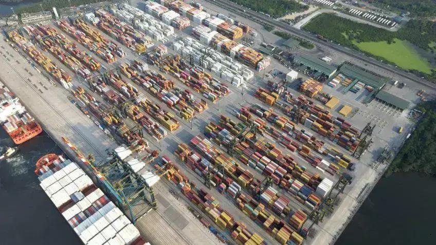 Debate sobre leilão do Tecon 10 ganha destaque no Porto de Santos