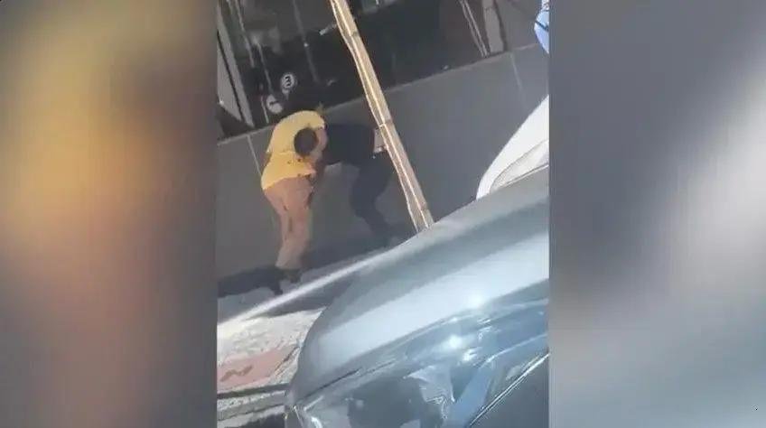 Deputado Renato Freitas se envolve em briga no centro de Curitiba