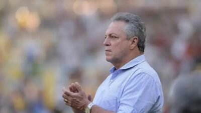 Internacional anuncia Abel Braga em busca de evitar o rebaixamento