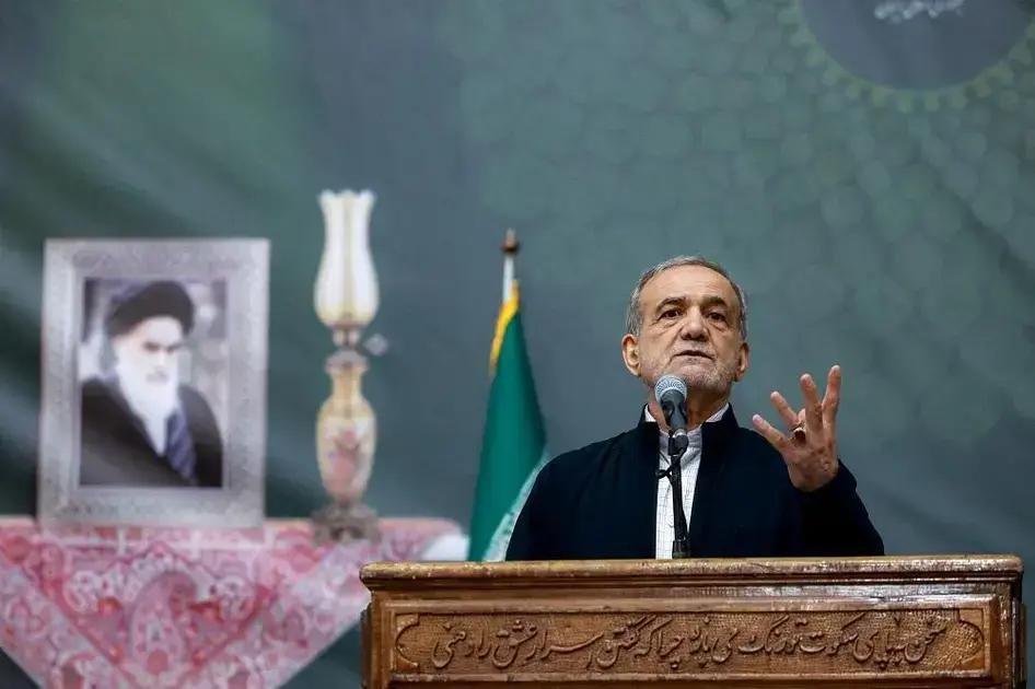 Irã promete reconstruir instalações nucleares e negociar com os EUA