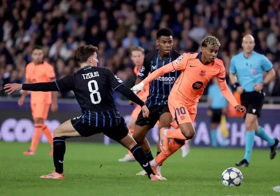 Lamine Yamal brilha em empate do Barcelona na Champions League