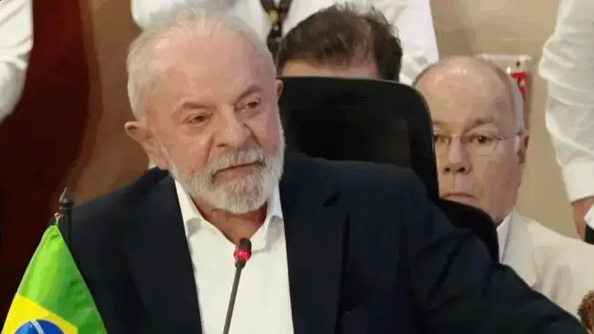 Lula defende paz e integração na cúpula Celac-UE na Colômbia