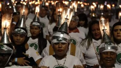 Marcha em Belém destaca a luta das populações extrativistas contra mudanças climáticas