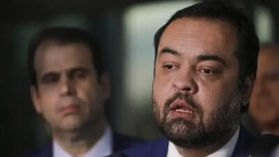 Ministra do TSE propõe cassação de mandato de Cláudio Castro por abuso eleitoral