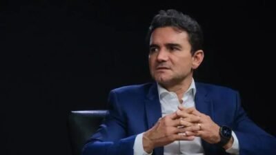 Ministro Celso Sabino busca apoiar Lula após polêmica no União Brasil