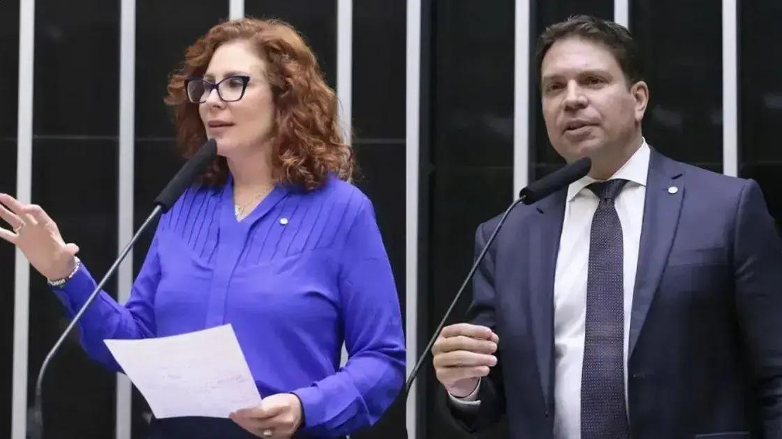 Moraes justifica prisão de Bolsonaro com fuga de aliados