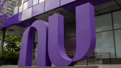 Nubank dispensa 12 funcionários após protesto contra trabalho híbrido