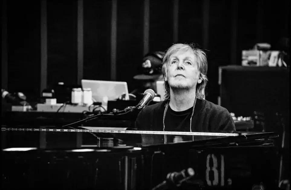 Paul McCartney e a faixa silenciosa: um protesto na música