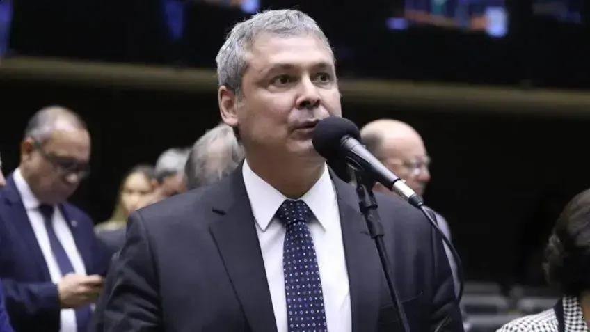 Polêmica no projeto Antifacção: Lula e a traição política