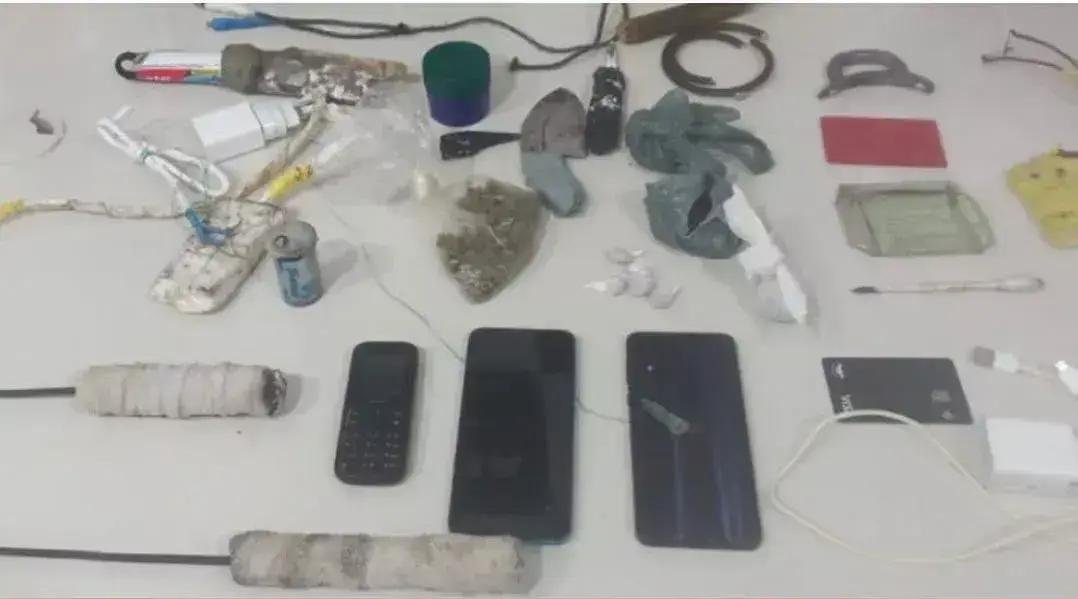 Polícia Militar faz varredura em celas na Delegacia de Inhambupe