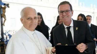 Prefeito Eduardo Paes se encontra com Papa Leão 14 no Vaticano