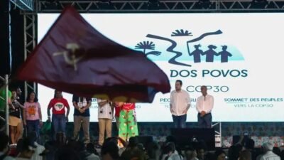 Protestos e Críticas Marcam Abertura da Cúpula dos Povos em Belém