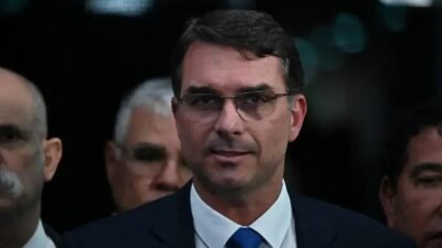 STF rejeita recurso e mantém condenação de Jair Bolsonaro por 27 anos