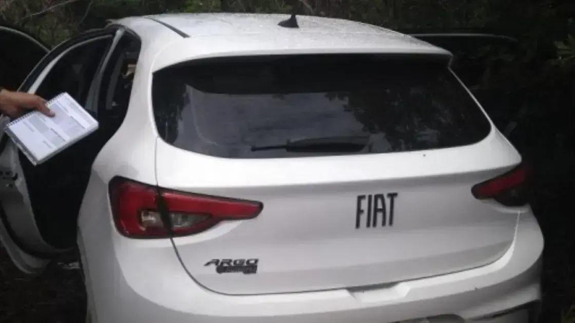 Subtenente da PM tem carro roubado em Salvador, pistola também foi levada