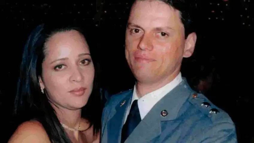 Tarcísio de Freitas celebra 28 anos de amor ao lado de Cristiane