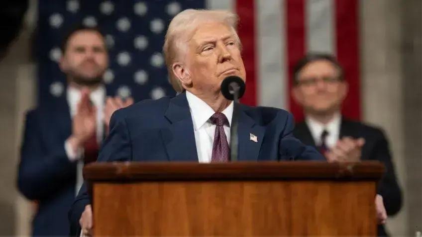 Trump ordena a liberação de arquivos sobre Jeffrey Epstein ao Congresso