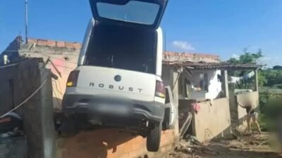 Carro sai da pista na Bahia e provoca morte de homem