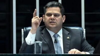 Davi Alcolumbre critica interferências do Executivo sobre a indicação ao STF